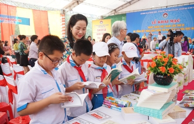 Tổ chức Ngày sách và văn hóa đọc Việt Nam