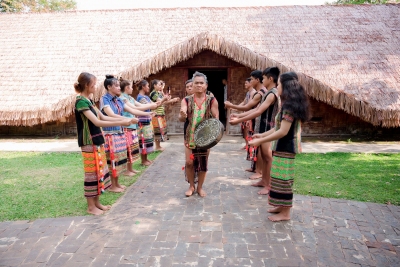 Lễ hội Mừng lúa mới – Nét đẹp văn hóa cần được bảo tồn.